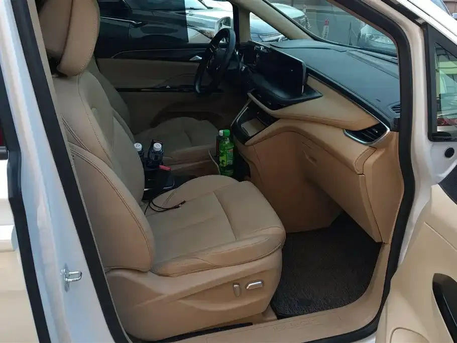 Buick GL8 Hybrid 2025 из CN, фото 5