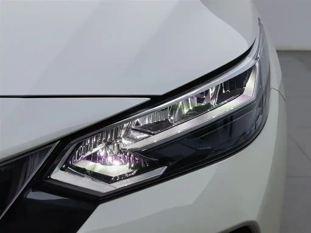 Nissan Sylphy 2023 из CN, фото 8