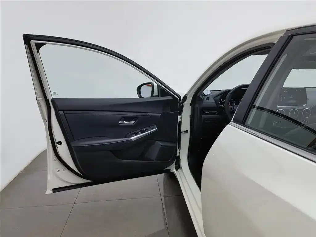 Nissan Sylphy 2023 из CN, фото 6