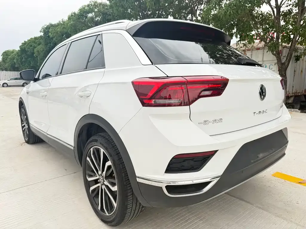 Volkswagen T-Roc 2021 из CN, фото 2