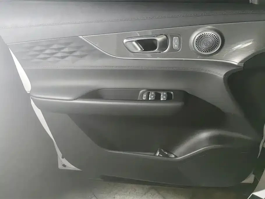 Chery Tiggo 8 PLUS — фото 2