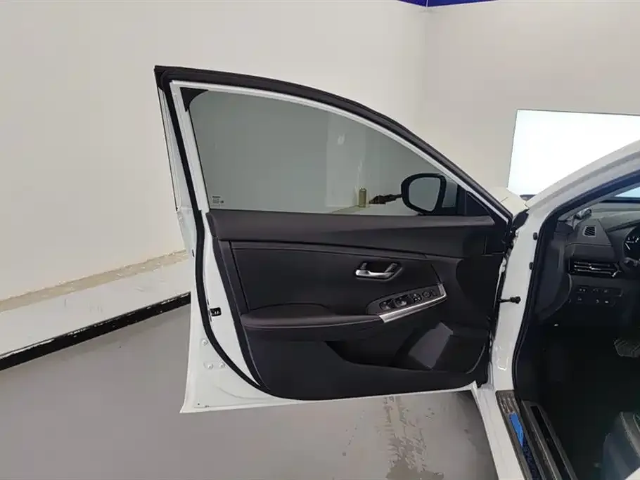 Nissan Sylphy 2024 из CN, фото 2