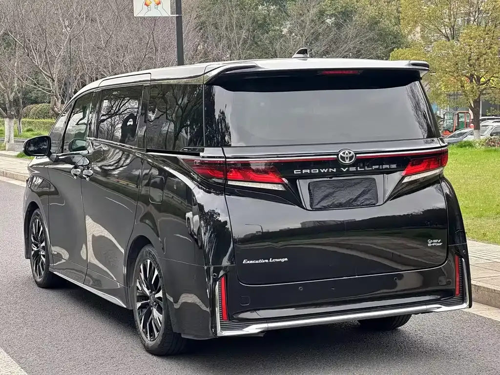 Toyota Vellfire 2024 из CN, фото 5