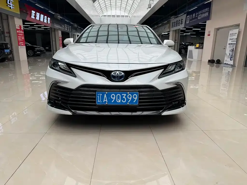 Toyota Camry 2022 из CN, фото 1