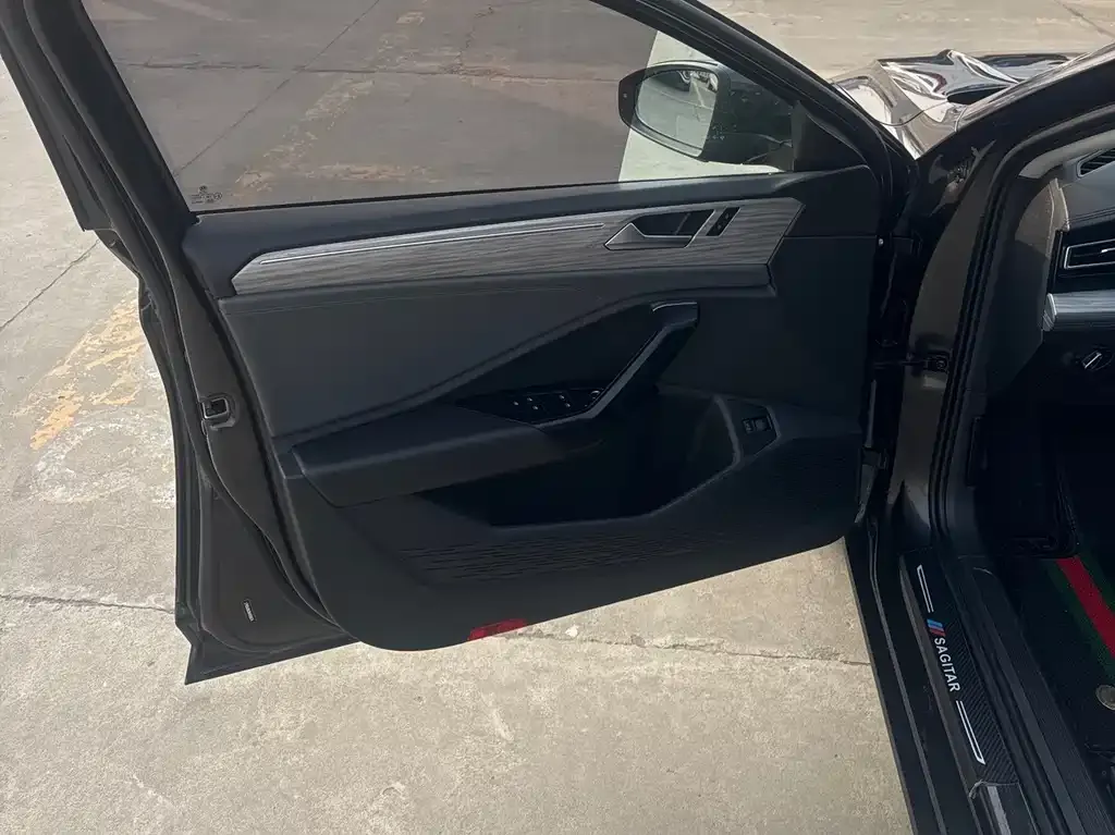 Volkswagen Sagitar 2022 из CN, фото 3