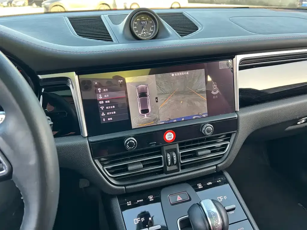 Porsche Macan 2022 из CN, фото 4