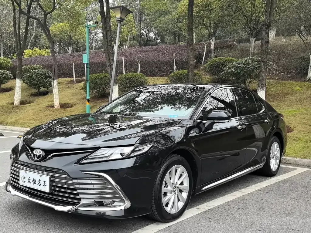 Toyota Camry 2024 из CN, фото 1