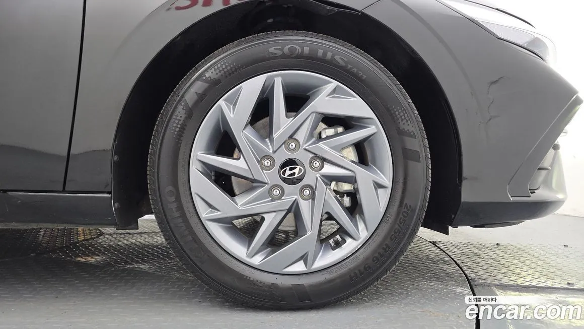 Hyundai AVANTE — фото 9