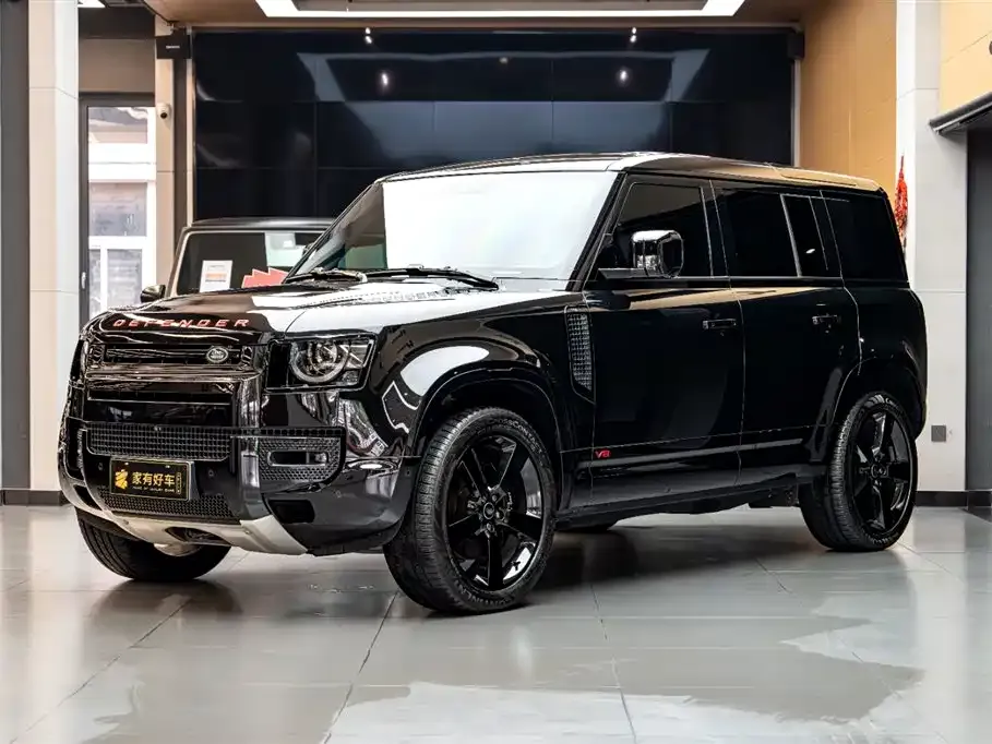 Land Rover Defender — фото 1