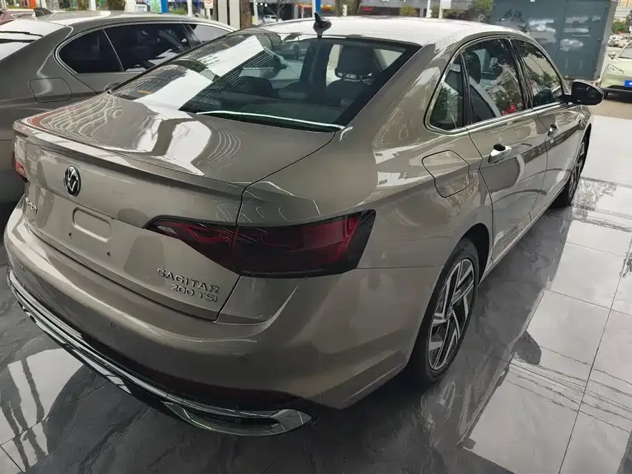 Volkswagen Sagitar 2023 из CN, фото 4