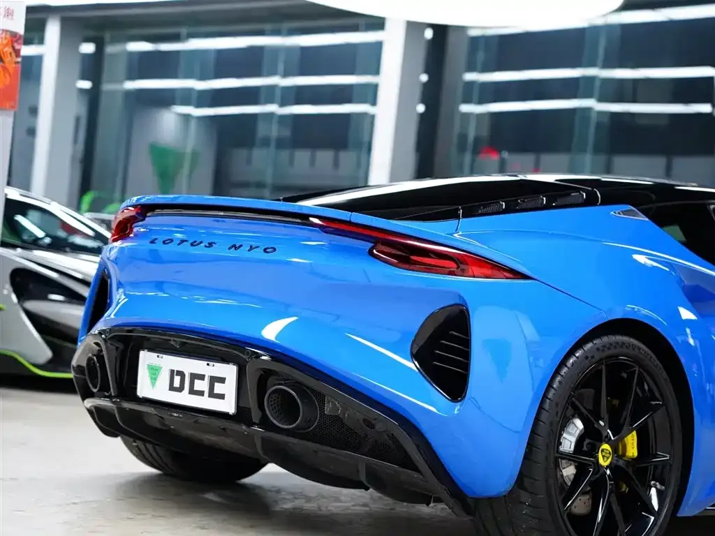 Lotus Emira 2024 из CN, фото 3