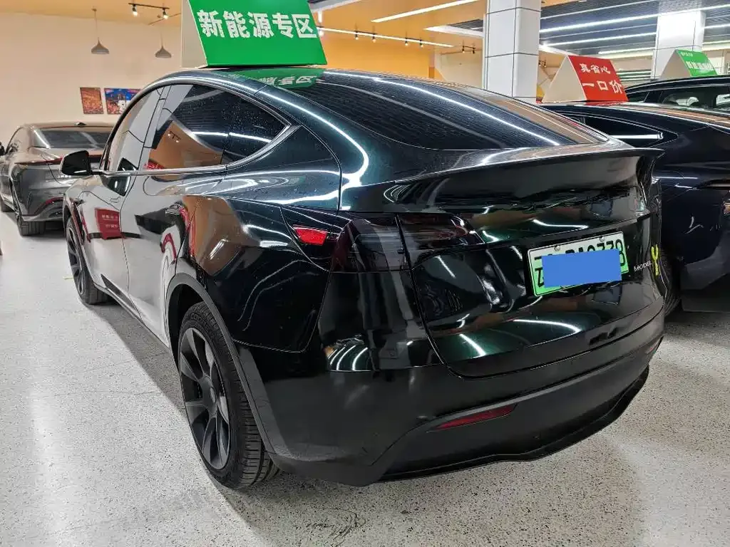 Tesla Model Y 2024 из CN, фото 4