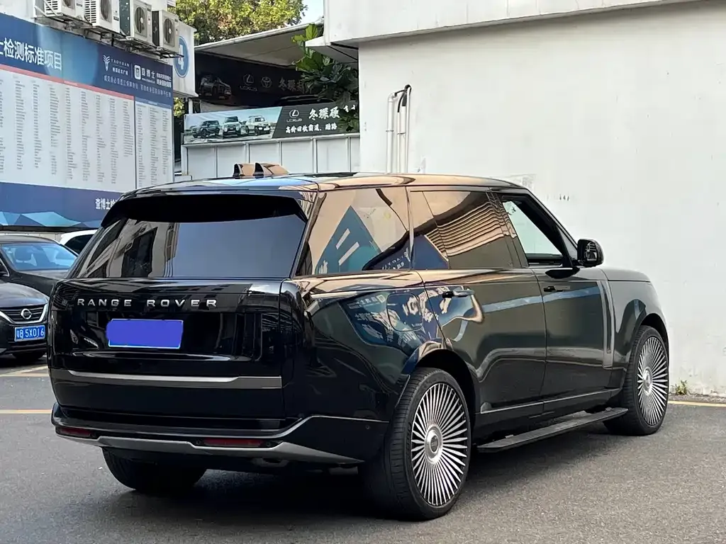 Land Rover Range Rover 2023 из CN, фото 7