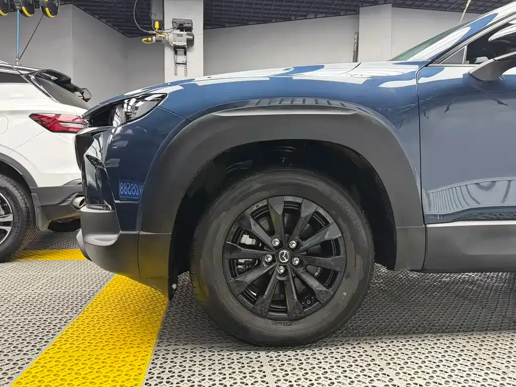 Mazda CX-50 2023 из CN, фото 10