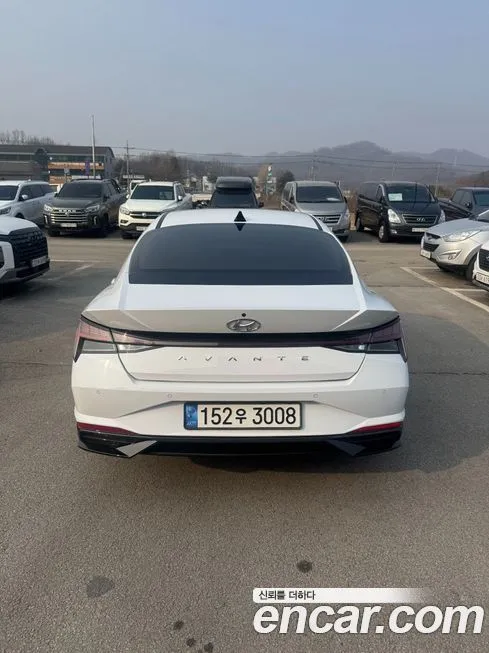 Hyundai AVANTE — фото 3