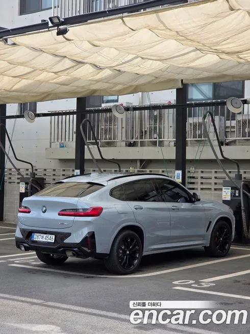 BMW X4 2025 из KR, фото 2