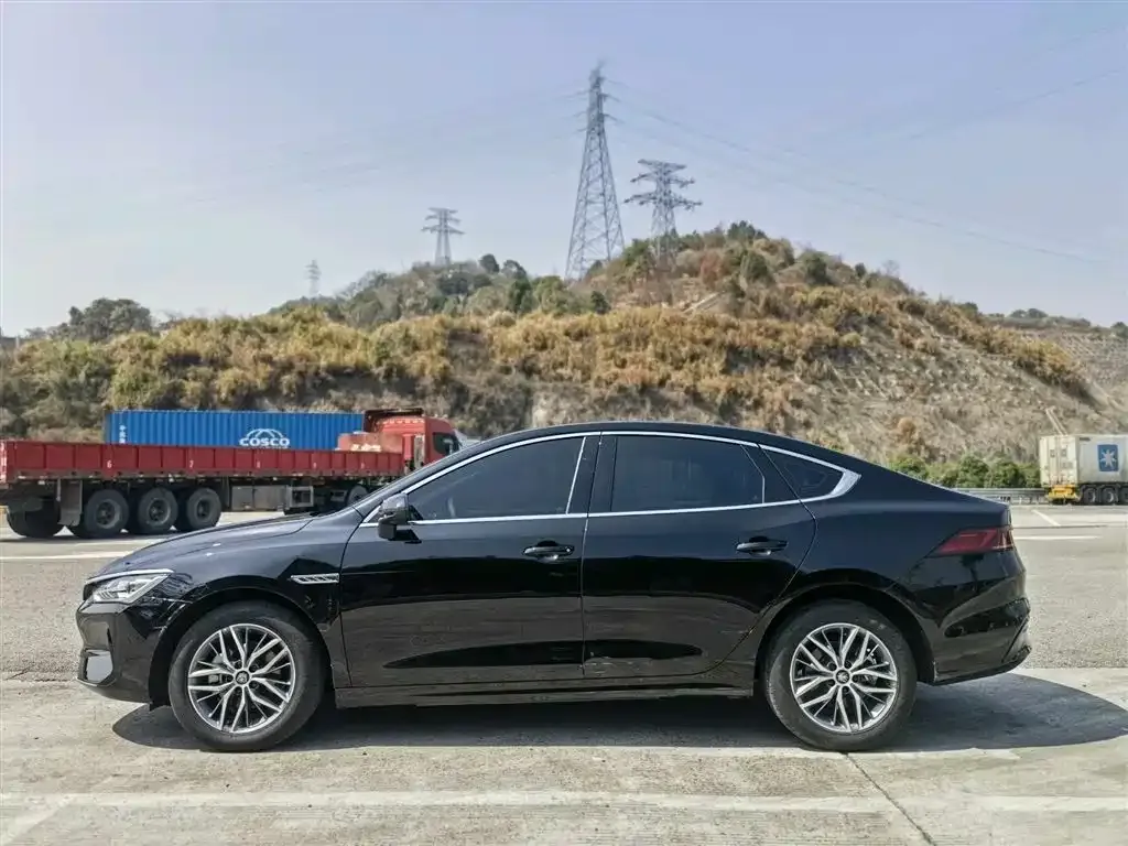 BYD Qin PLUS — фото 9