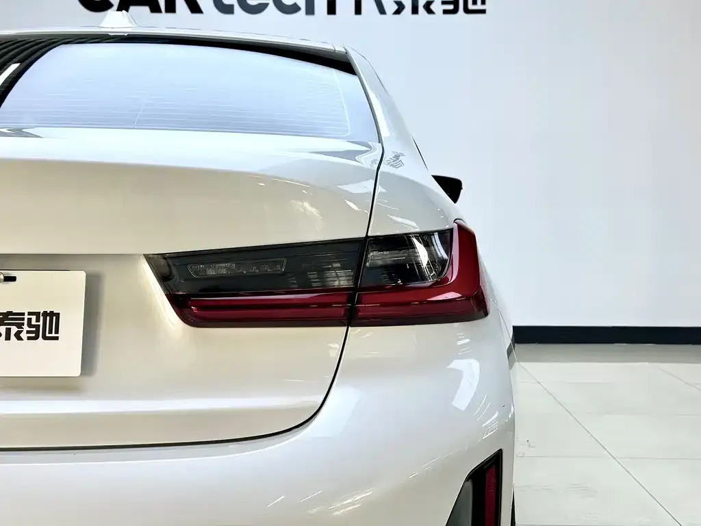 BMW 3 Series 2024 из CN, фото 10