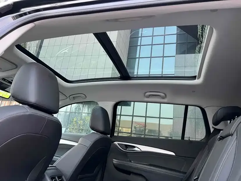 Buick Envision Plus — фото 3