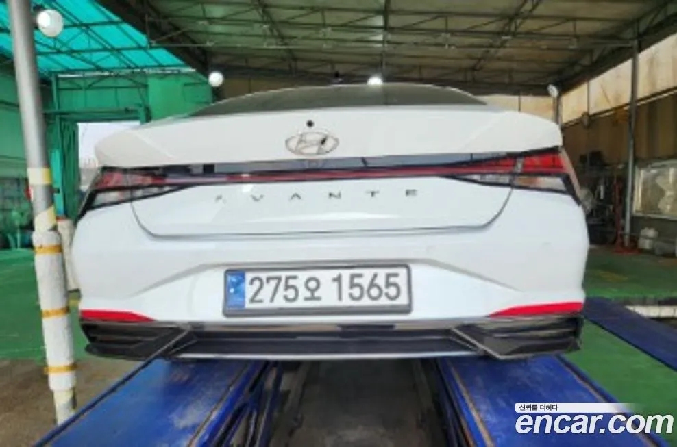 Hyundai AVANTE — фото 2