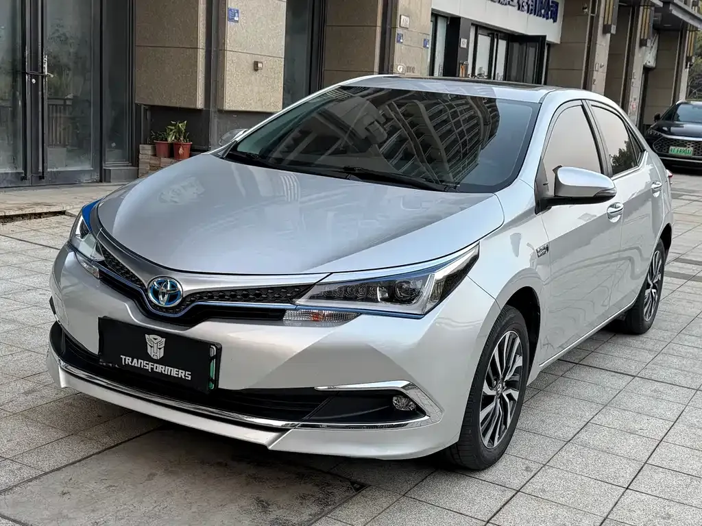 Toyota Corolla Hybrid 2022 из CN, фото 1