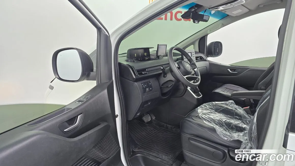 Hyundai Staria 2023 из KR, фото 8
