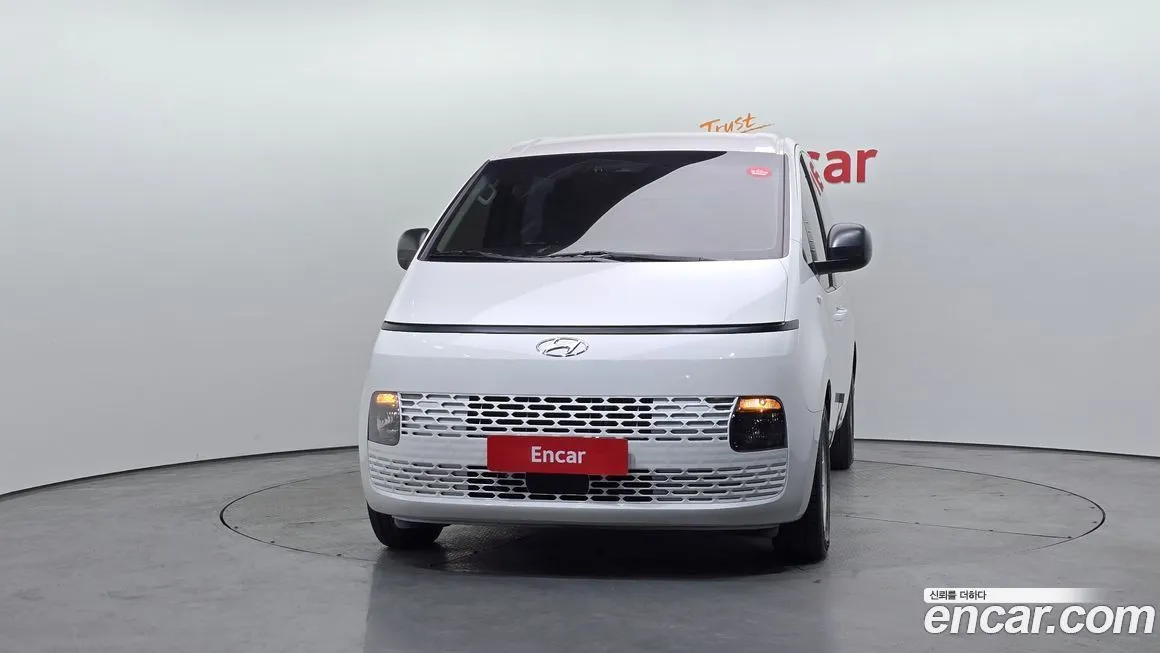 Hyundai Staria 2023 из KR, фото 9
