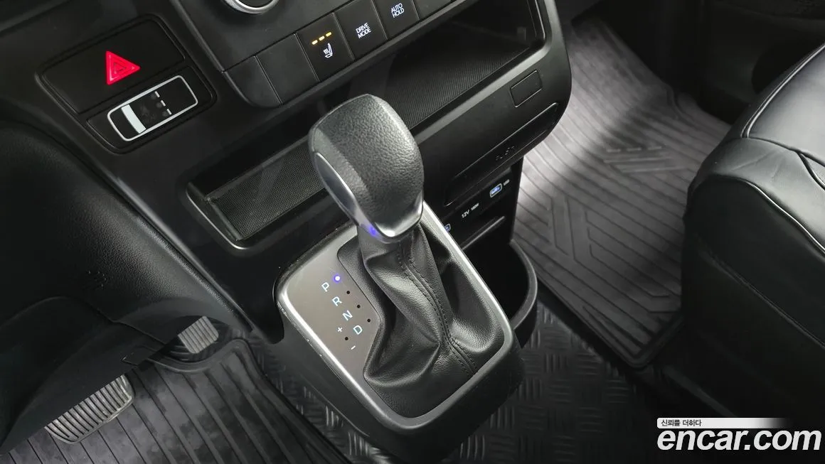 Hyundai Staria 2023 из KR, фото 7