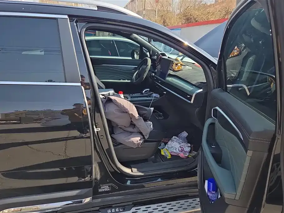 Geely Haoyue L 2024 из CN, фото 6