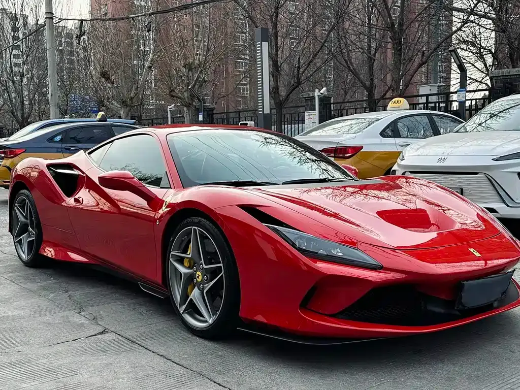 Ferrari F8