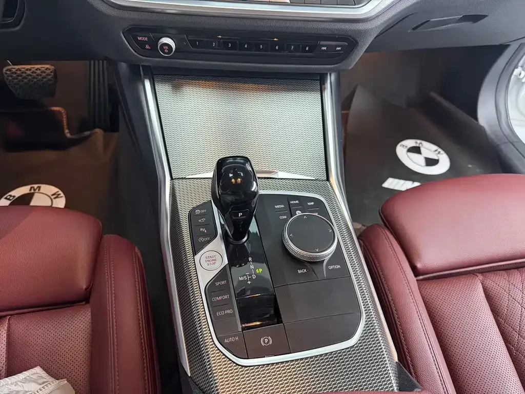 BMW 3 Series 2022 из CN, фото 10