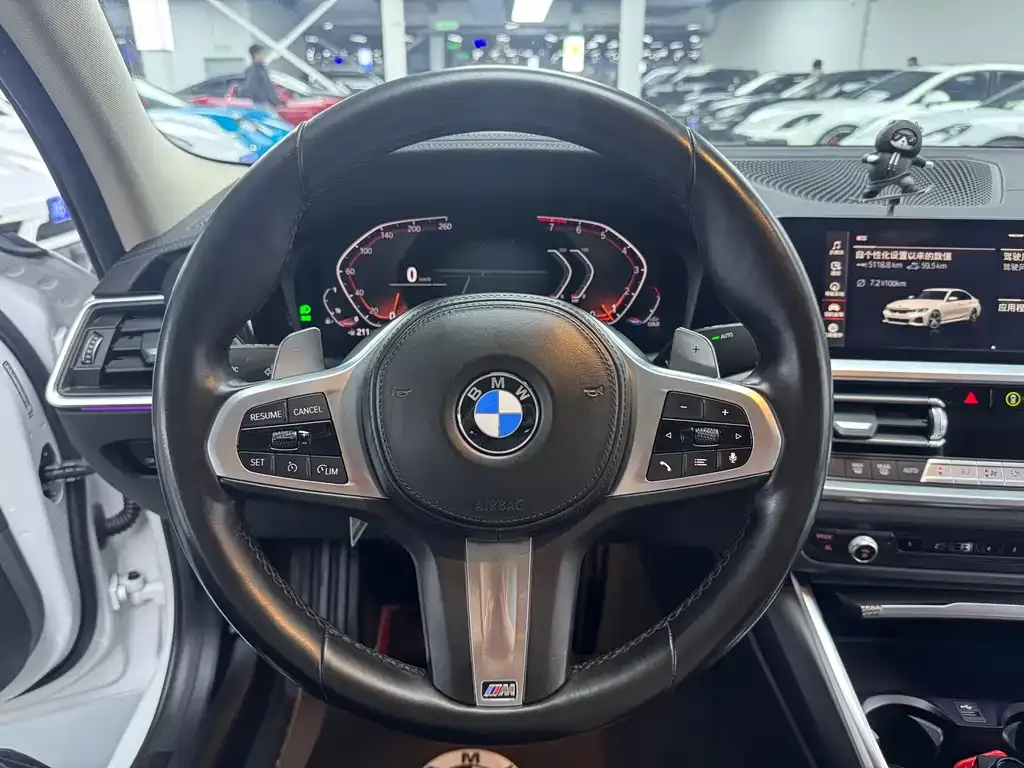 BMW 3 Series 2022 из CN, фото 2