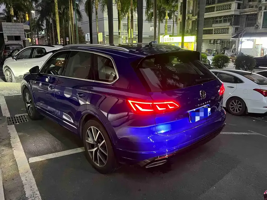 Volkswagen Touareg 2021 из CN, фото 4