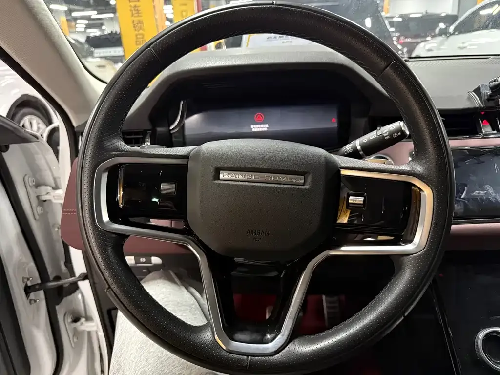 Land Rover Evoque 2023 из CN, фото 9