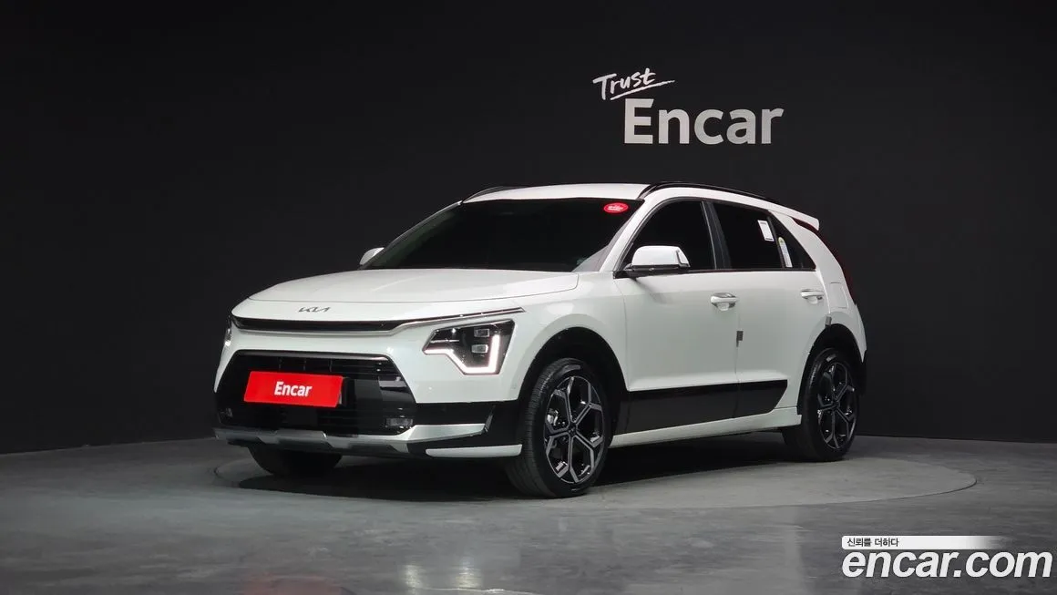 Kia Niro — фото 1