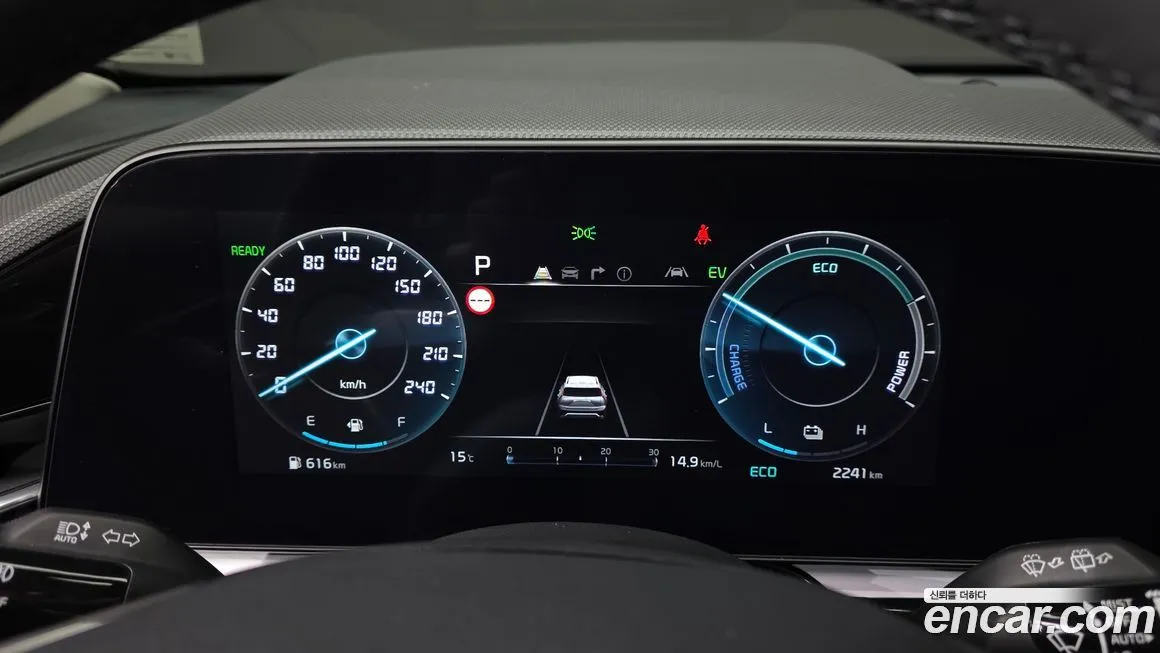 Kia Niro — фото 10