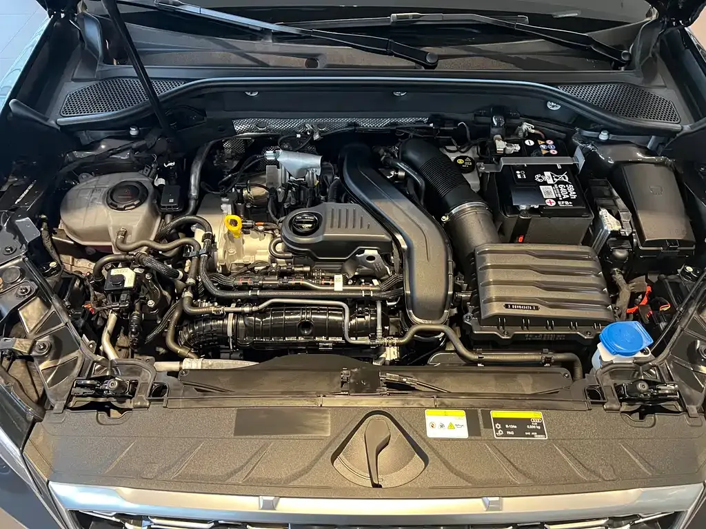 Audi Q2L 2025 из CN, фото 10