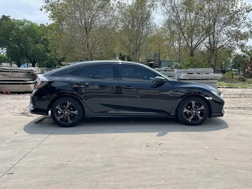 Honda Civic — фото 9