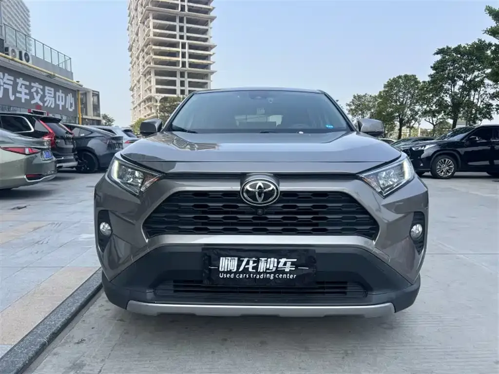 Toyota RAV4 2021 из CN, фото 6