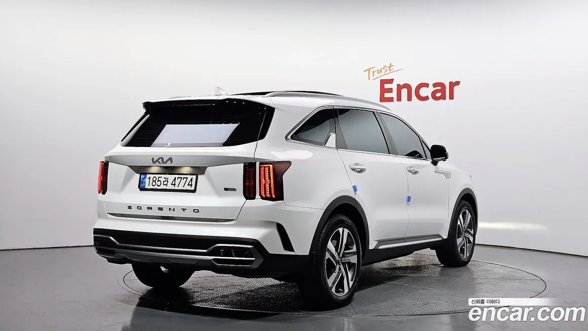 Kia Sorento — фото 4
