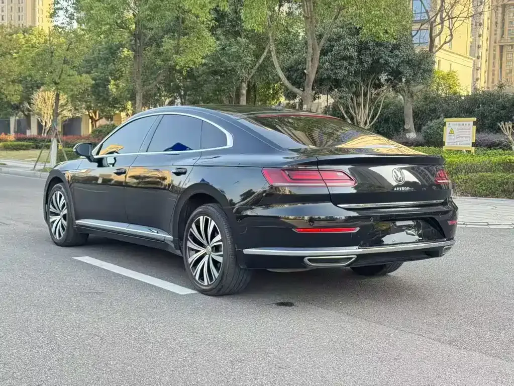 Volkswagen CC — фото 6