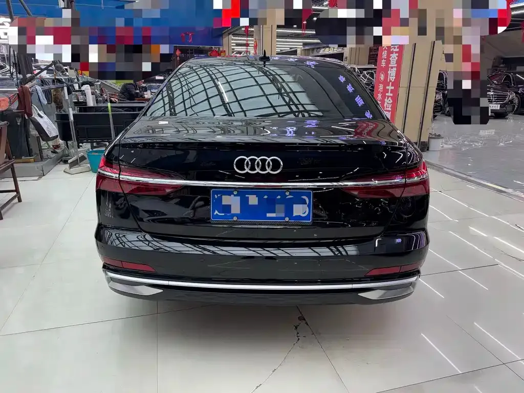 Audi A6L 2023 из CN, фото 6