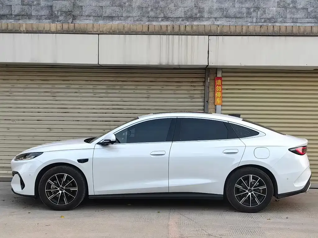 BYD Seal 06 — фото 10