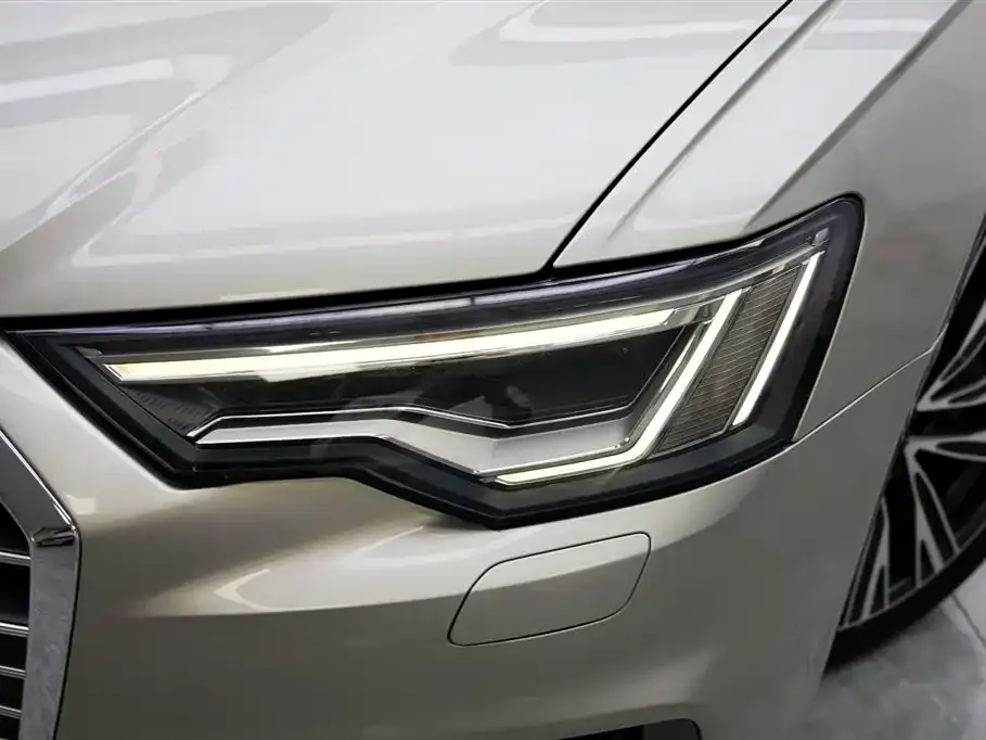 Audi A6L 2021 из CN, фото 3