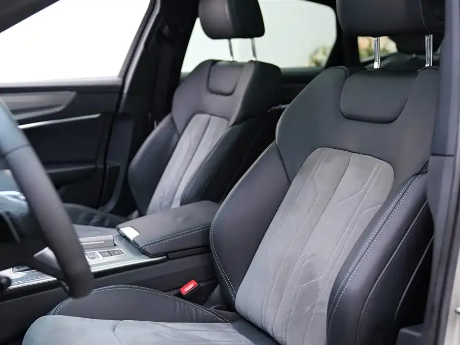 Audi A6L 2021 из CN, фото 7