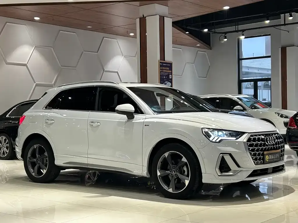 Audi Q3 2024 из CN, фото 10