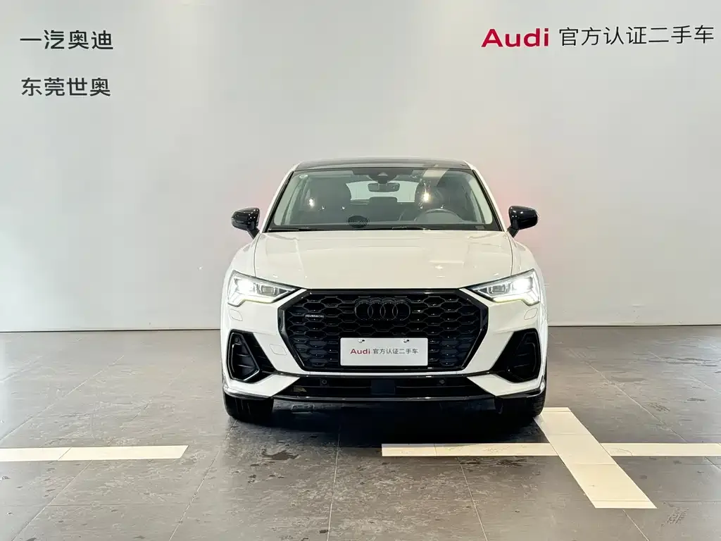 Audi Q3 Sportback — фото 4
