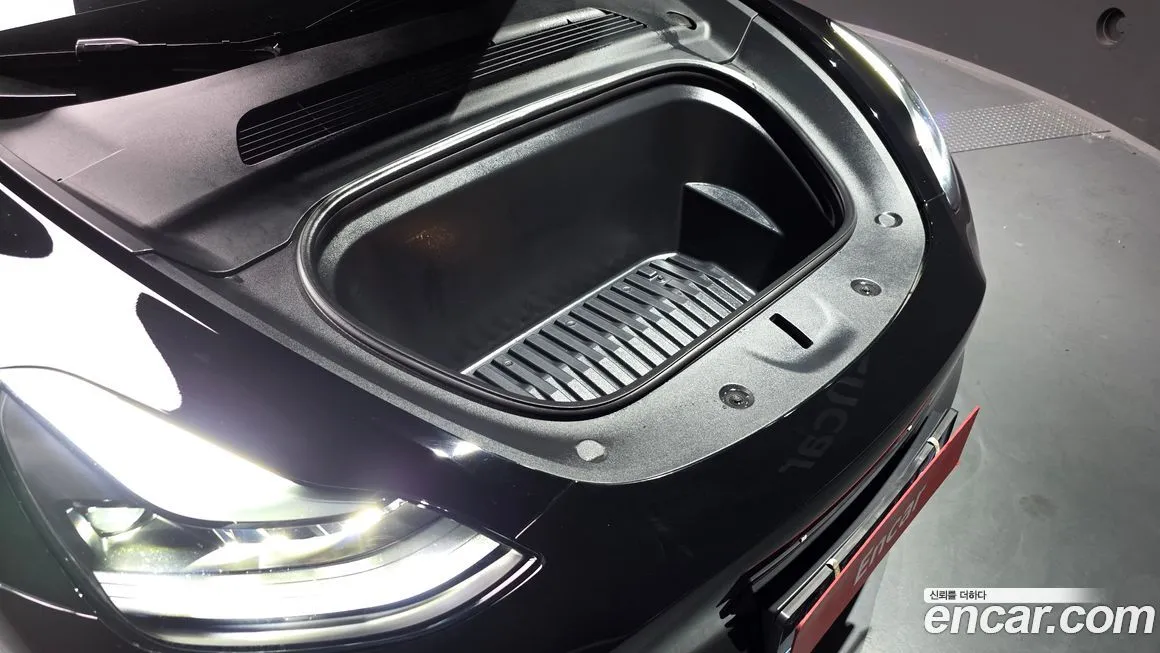 Tesla Model Y 2024 из KR, фото 7