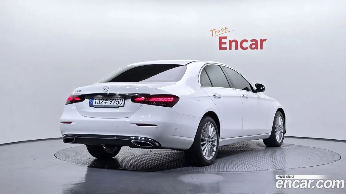 Mercedes-Benz E-Class 2023 из KR, фото 9