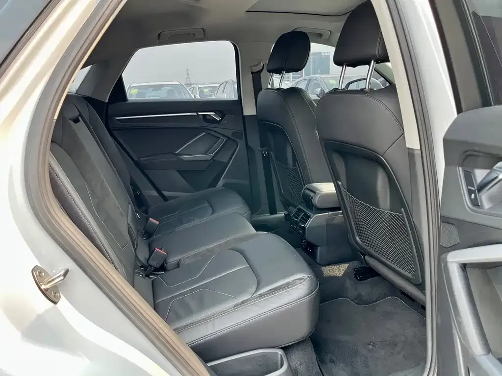 Audi Q3 Sportback 2021 из CN, фото 9